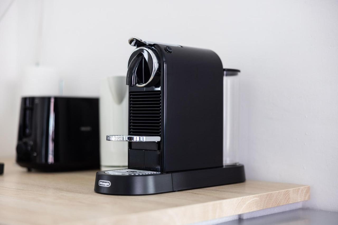 Perfekt Fuer 2! Wifi/ Netflix Apartment Duisburg Luaran gambar