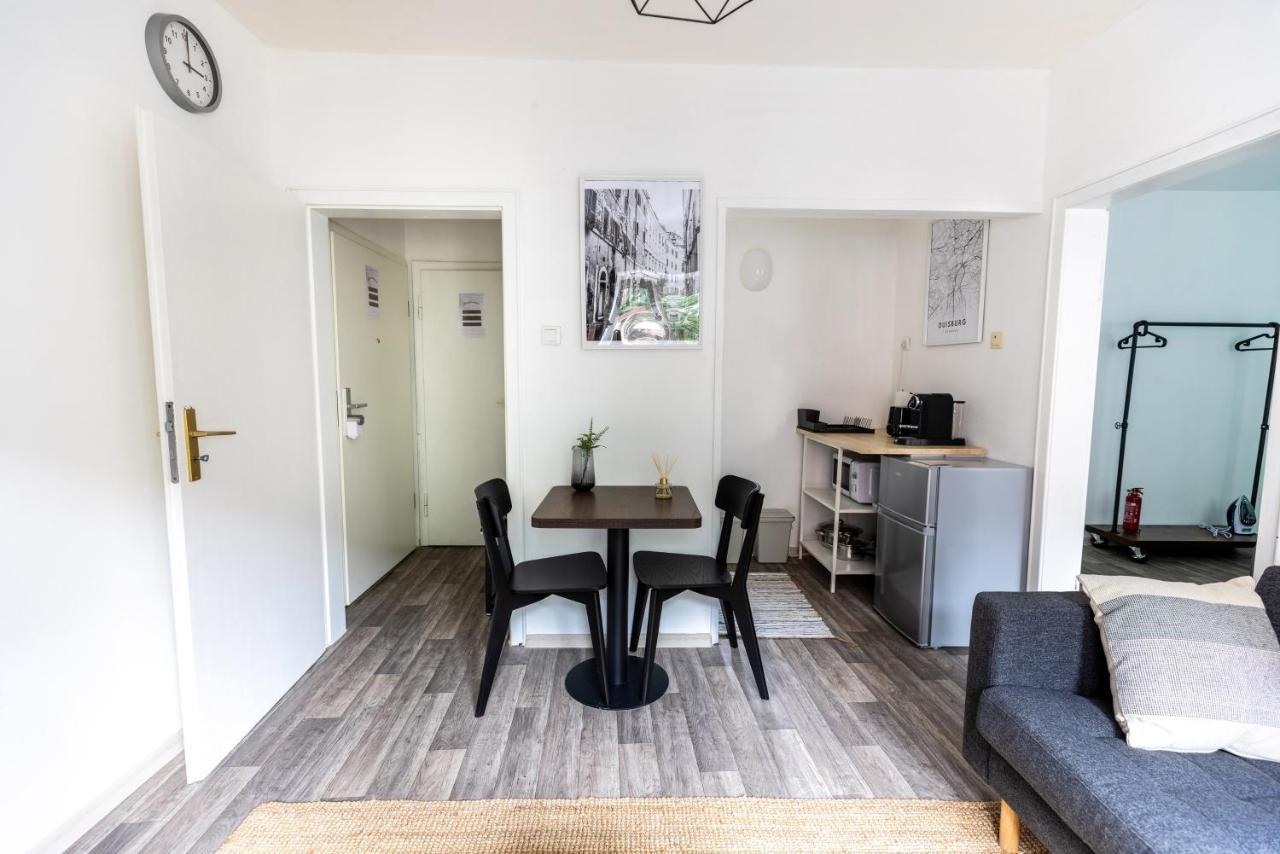 Perfekt Fuer 2! Wifi/ Netflix Apartment Duisburg Luaran gambar